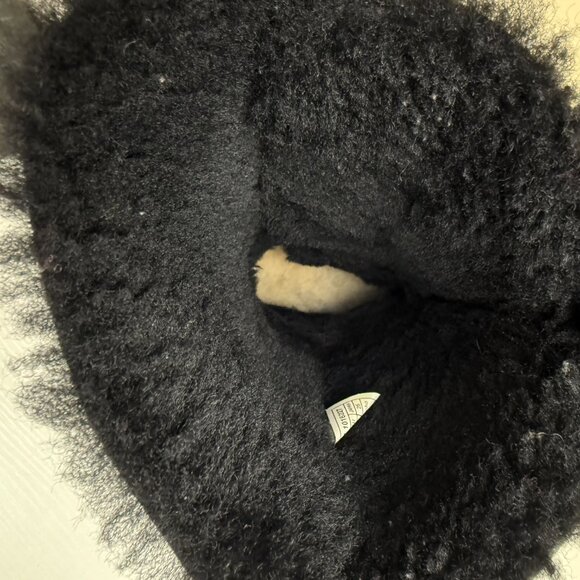 EUC UGG Bailey Button Triplet II Black Boots S/N 1016227 - Picture 7 of 11